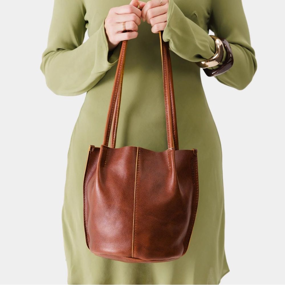 Devan Bucket Tote - Picture 5 of 5